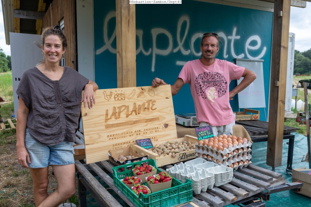 https://cdt40.media.tourinsoft.eu/upload/20230724-Maraichers-Pauline-Yann-0857-2.jpg