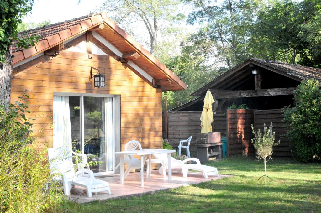https://cdt40.media.tourinsoft.eu/upload/Lilas-1-2.jpg