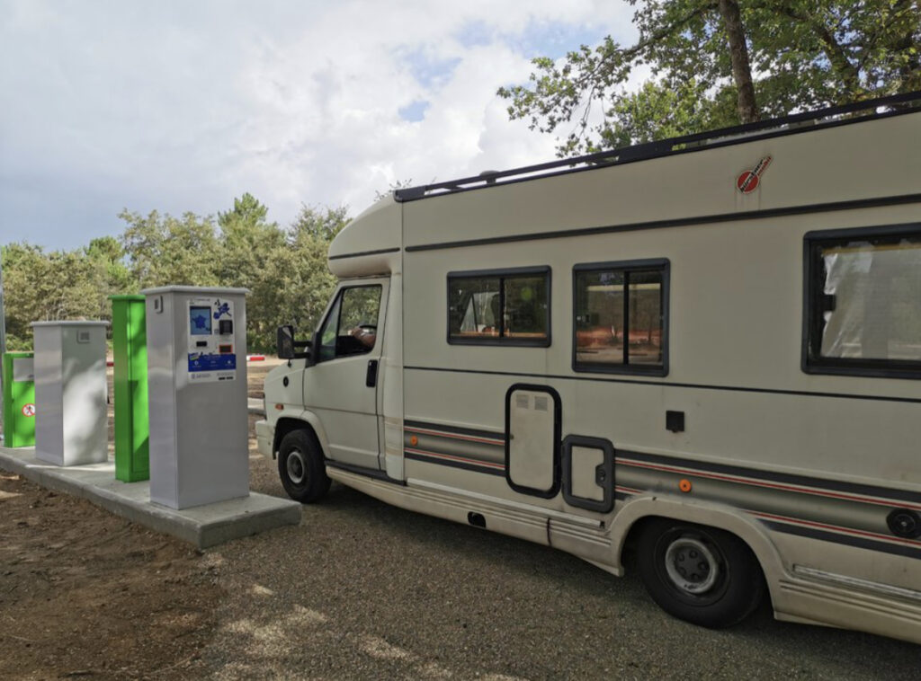 https://cdt40.media.tourinsoft.eu/upload/car1-2.jpg