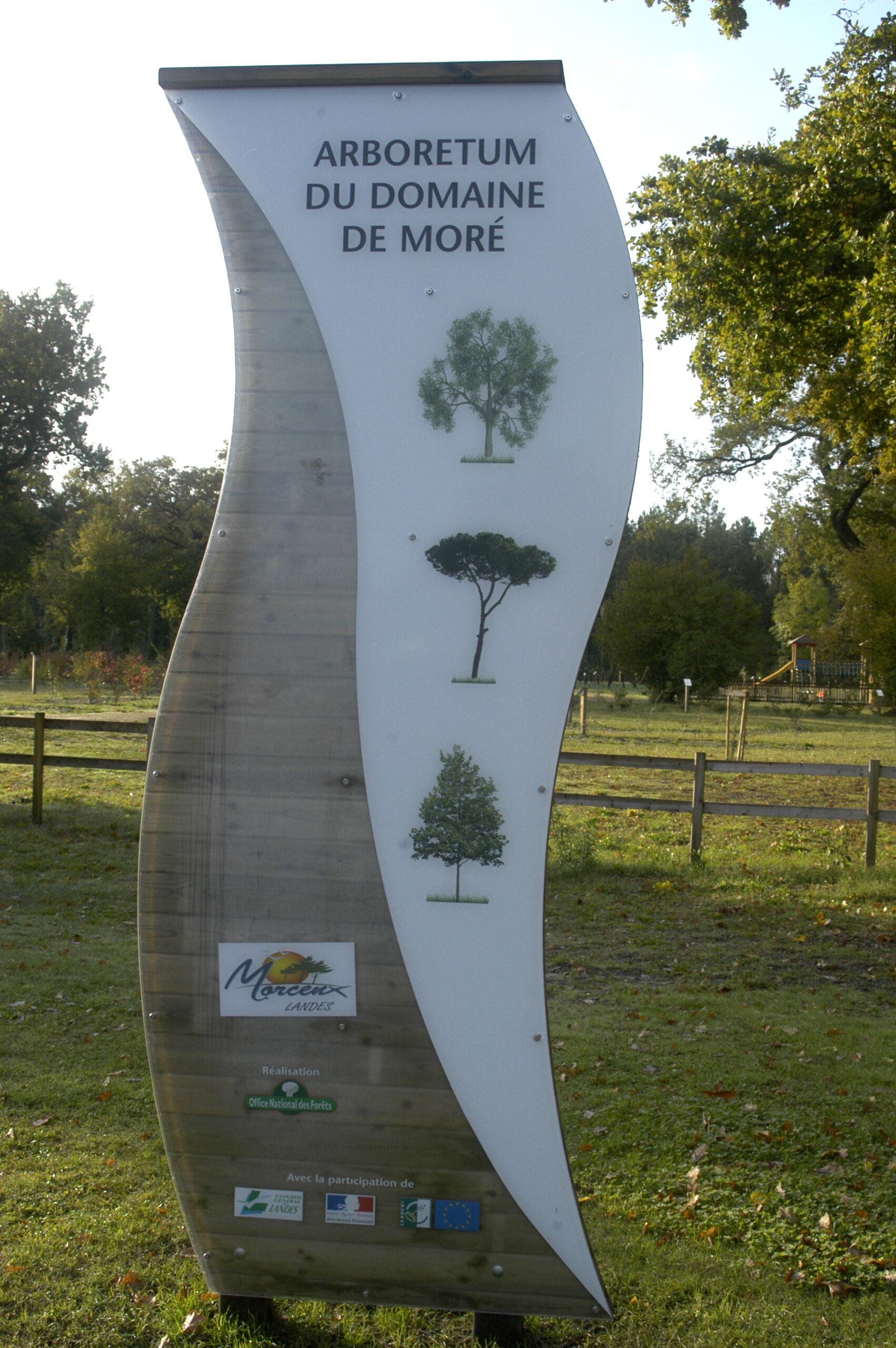 Etang et Arborétum de Moré