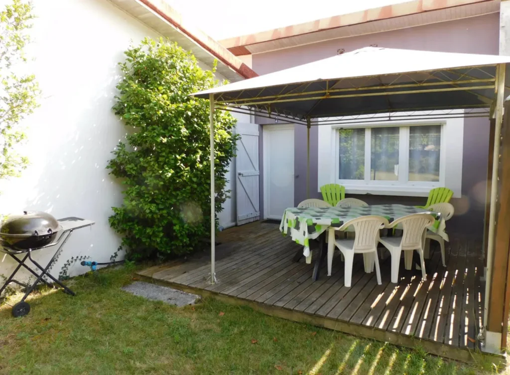 https://cdt24.media.tourinsoft.eu/upload/les-bruyeres-5.jpg